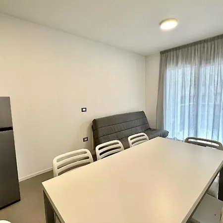 Fuer 7 Personen Ca 60 Qm In Bibione, Adriakueste Italien Und Umgebung アパート *
